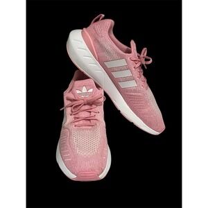 Adidas Swift 22 Run Women Size 10•5 Pink‎ Very Clean Comfortable Running Cloth
